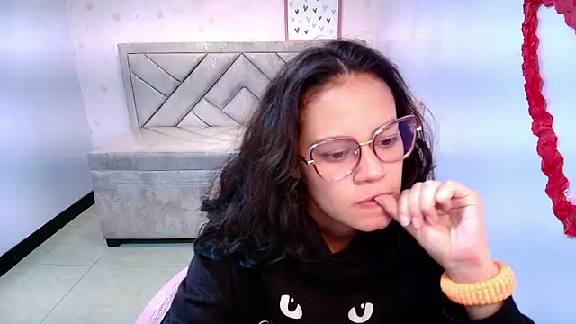 Tyna ch online show from February 26, 4:24 pm