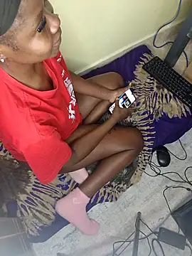 prettyface petite online show from April 23, 5:41 am