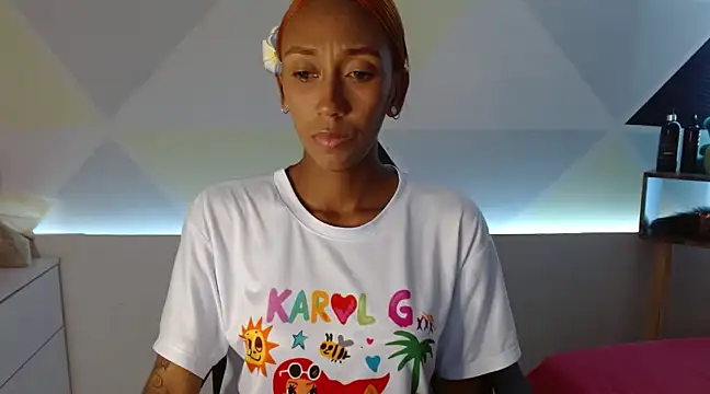 ZashaRomero online show from March 12, 10:39 pm