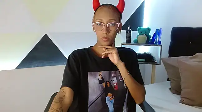 ZashaRomero online show from March 20, 8:29 pm