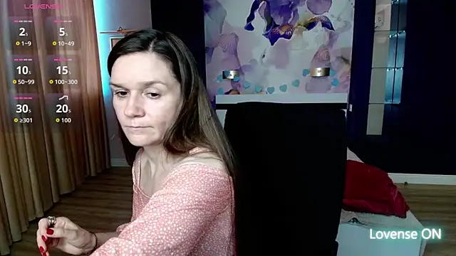 AriaGray online show from April 18, 7:12 am