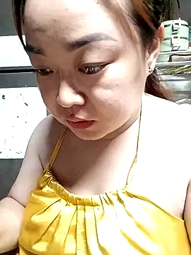 VyOanh2K online show from March 10, 3:28 pm