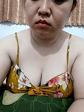 VyOanh2K online show from March 25, 4:13 pm