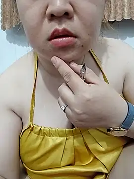 VyOanh2K online show from June 13, 4:38 pm