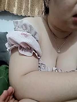 VyOanh2K online show from June 26, 4:33 pm