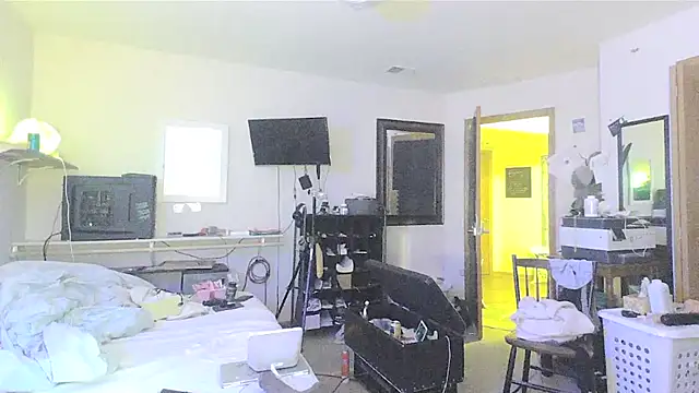 sissytrapdolly24 online show from March 14, 5:24 pm