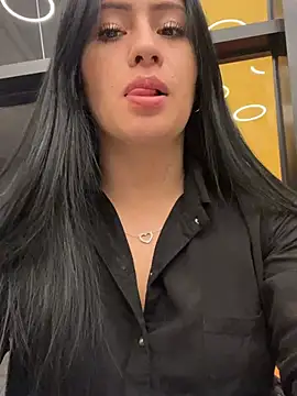 Sara luna  online show from July 16, 12:05 am