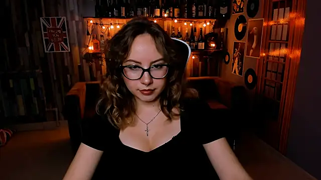 Snapshot of JasmineMilko chatting on July 1, 5:09 am JasmineMilko online show from July 1, 5:09 am