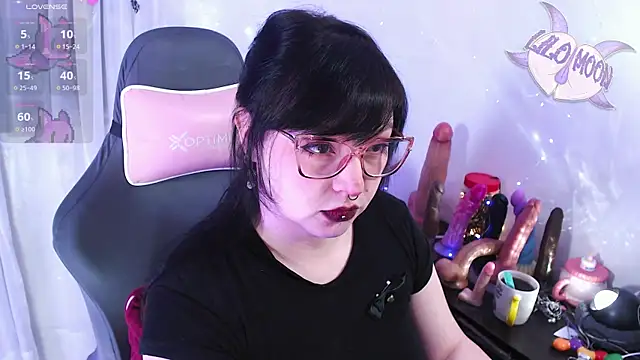 LiloMoon69 online show from May 15, 5:14 am