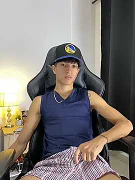 Snapshot of _CamiloBass chatting on July 12, 9:50 pm CamiloBass online show from July 12, 9:50 pm