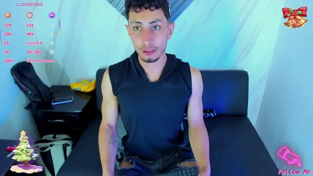 Piggy Eddy online show from December 14, 1:22 am