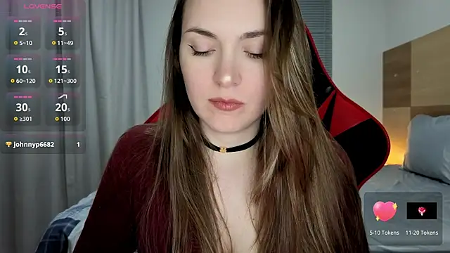 Snapshot of Naughty_Annn chatting on July 10, 1:10 am Naughty Annn online show from July 10, 1:10 am