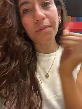 ValeriEvan online show from March 11, 3:45 pm