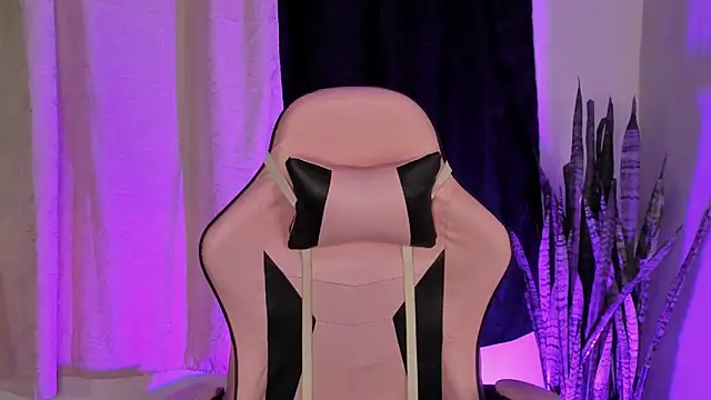 Renata wilsom online show from February 12, 2:50 am