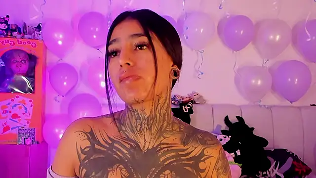 shadowcatt  online show from February 3, 8:58 pm