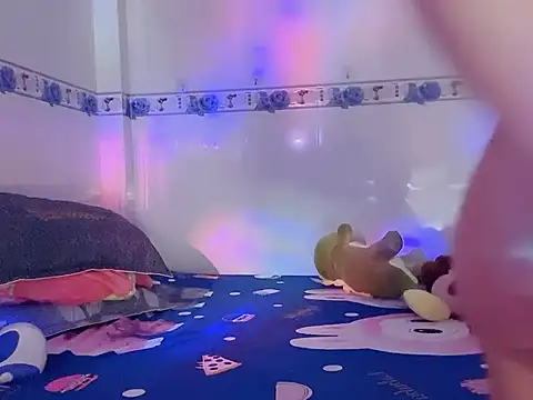 Snapshot of family196 chatting on September 29, 3:39 pm family196 online show from September 29, 3:39 pm