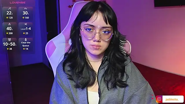 suzumi   online show from December 20, 8:55 pm