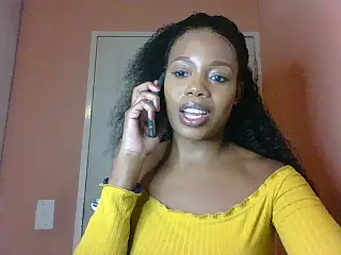 NAUGHTYSHALOTXX online show from March 12, 6:07 am