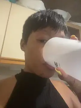 NAUGHTYSHALOTXX online show from March 9, 4:11 pm