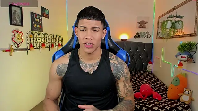 Damian latinxxx online show from January 31, 7:11 pm