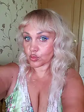 IsabellaBoni online show from July 21, 7:11 am
