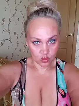 IsabellaBoni online show from July 23, 7:06 am