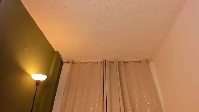 Zara dulce online show from March 23, 12:31 pm