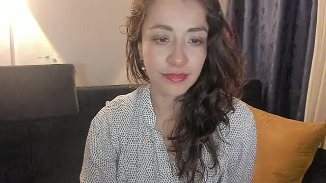 Snapshot of April_Evans26 chatting on December 22, 5:45 am April Evans26 online show from December 22, 5:45 am