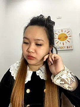 Odette68 online show from November 17, 1:11 am