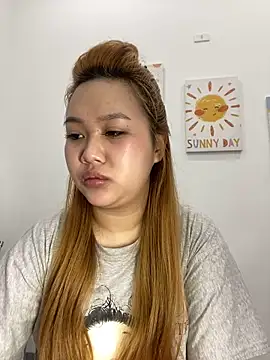 Odette68 online show from March 4, 1:00 am