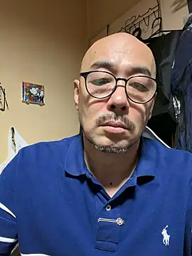 tsugu1105 online show from June 9, 11:55 am