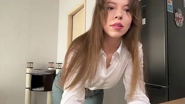 Victoria1Love online show from March 17, 11:35 am