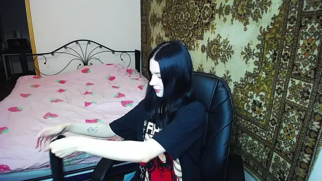 Olivia Graceee online show from July 16, 8:20 am
