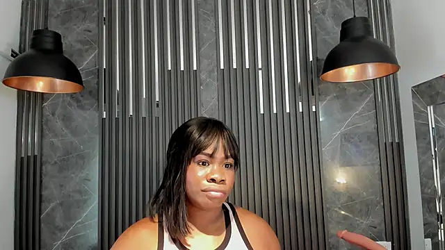 SaraiEvans online show from February 24, 3:15 am