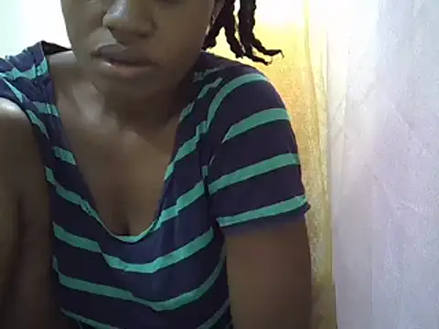 Snapshot of Amanda255 chatting on January 30, 5:30 am Amanda255 online show from January 30, 5:30 am