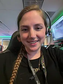 mirannacult online show from December 21, 12:59 pm