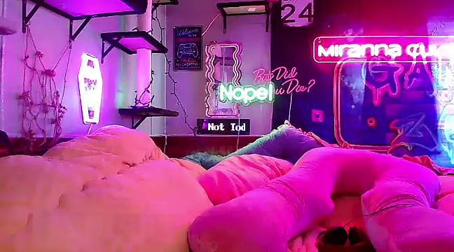 mirannacult online show from February 23, 8:00 pm