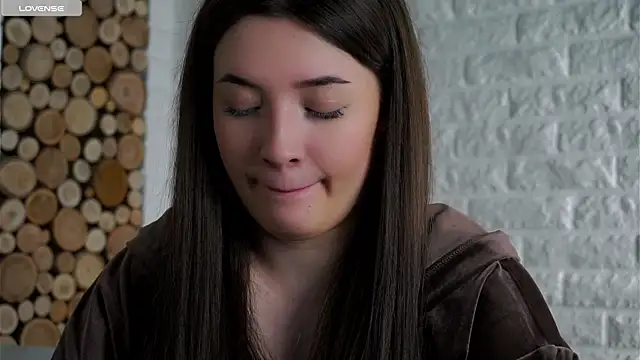 LowOncoming online show from April 6, 2:20 am