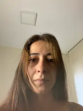 SOFIASWEETSECRETT online show from August 1, 7:07 am