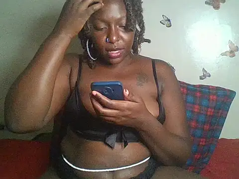 IAm Katie online show from February 10, 9:36 pm