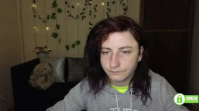 Muse kitty jenia online show from April 8, 5:24 pm