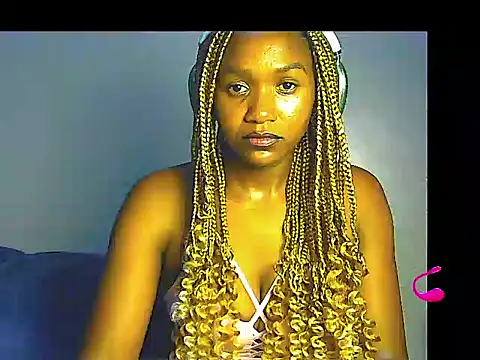 Snapshot of lilylovexx chatting on March 10, 7:52 pm lilylovexx online show from March 10, 7:52 pm