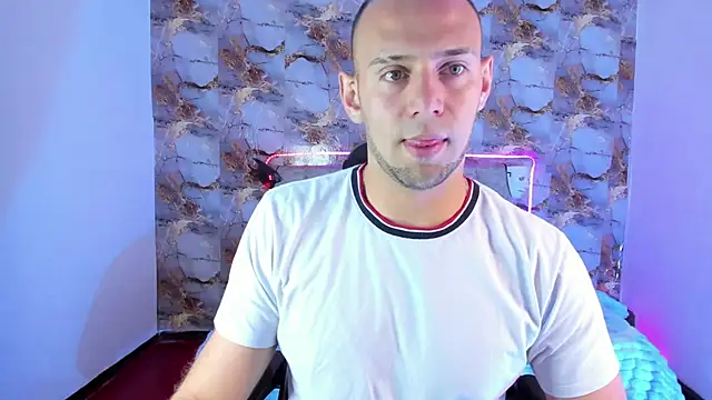 Damon Bakert online show from April 22, 2:18 pm