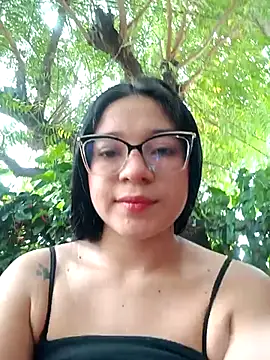 Snapshot of -VICKKY chatting on March 21, 7:24 pm -VICKKY online show from March 21, 7:24 pm