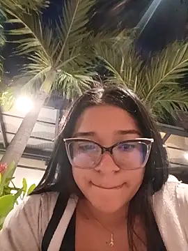 Snapshot of -VICKKY chatting on October 8, 1:58 am -VICKKY online show from October 8, 1:58 am