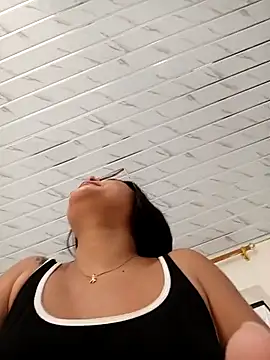 Snapshot of -VICKKY chatting on November 3, 2:07 pm -VICKKY online show from November 3, 2:07 pm