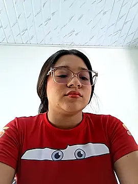 Snapshot of -VICKKY chatting on February 5, 2:22 pm -VICKKY online show from February 5, 2:22 pm