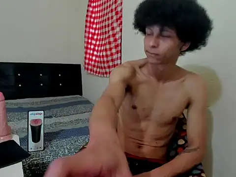 cardrey05 online show from September 22, 8:11 pm