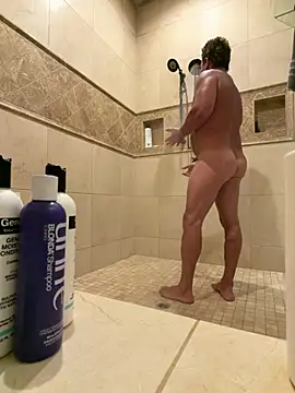 sluttydylan online show from July 1, 5:45 pm