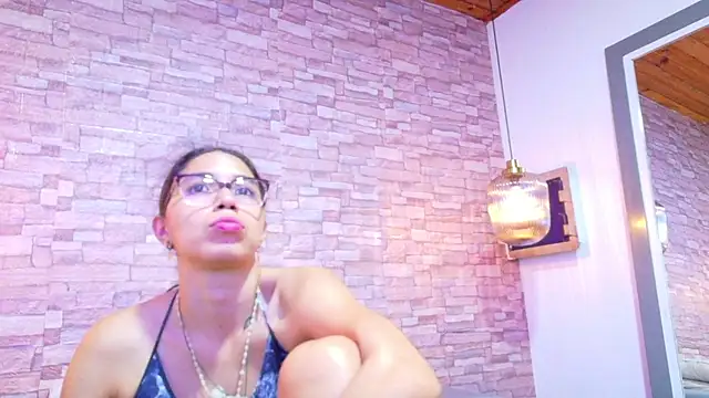 nextdoor fantasy1 online show from July 21, 3:20 am